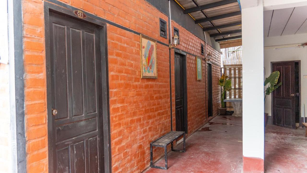 Mao Pha Sok Guesthouse 루앙프라방 외부 사진